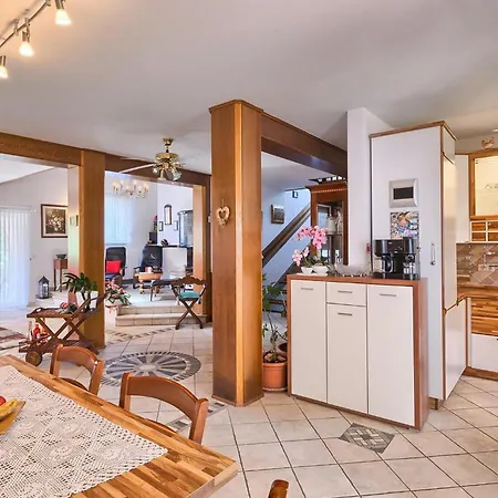 Vallis Aurea * بوريتش