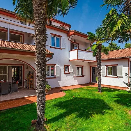 بيت للعطل Vallis Aurea